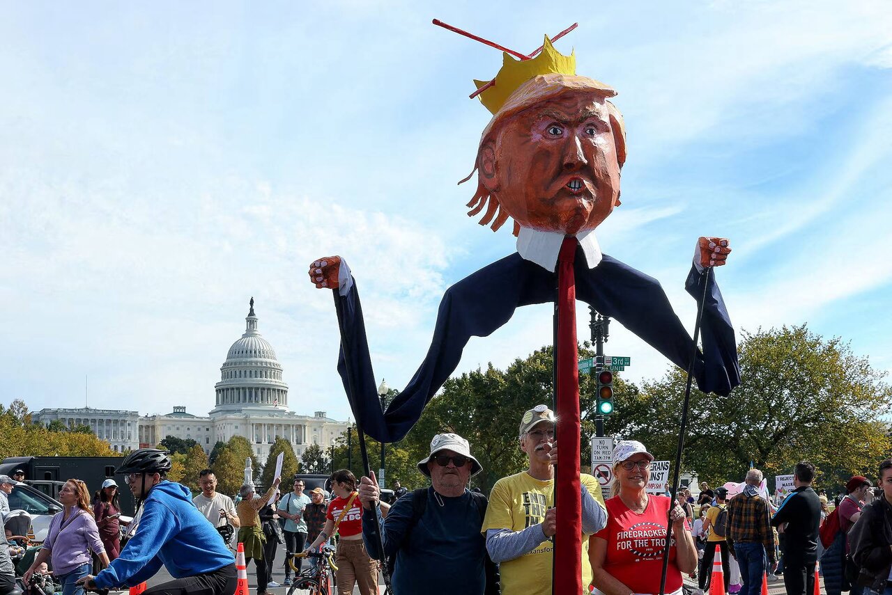 Anti-Trump "No to King" protests sweep across US