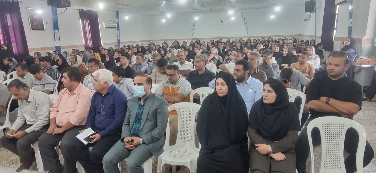 زنگ هفته پیوند اولیا و مربیان در مدارس گناوه نواخته شد