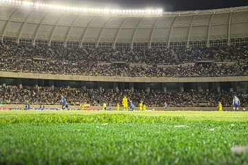 اجرای قانون ۹۰ به ۱۰ توسط فجرسپاسی مقابل استقلال