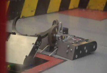 مسابقه‌ای در انگلیس روبات‌ها را به جان هم انداخت