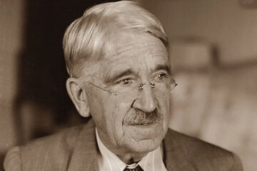 «دیویی»مدرسه را مینیاتوری از جامعه و زندگی می دانست؛اشکال عملگرایی صرف