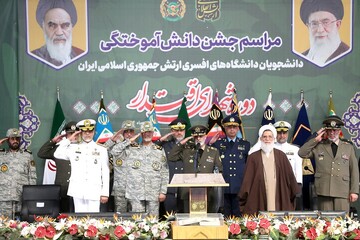 مراسم دانش‌آموختگی دانشجویان دانشگاه‌های افسری ارتش برگزار شد