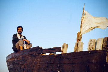 دوراهی آدم‌ها در «سلامون»؛ ۱۰۰ میلیون تومان هزینه سفر هوایی عوامل شد!