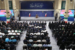 Leader receives sports champions, intl. Olympiads winners