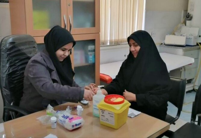 رئیس شبکه بهداشت دیر: خدمات سلامت به ۲۲۰۰ بانو ارائه شد رئیس شبکه بهداشت دیر: خدمات سلامت به ۲۲۰۰ بانو ارائه شد