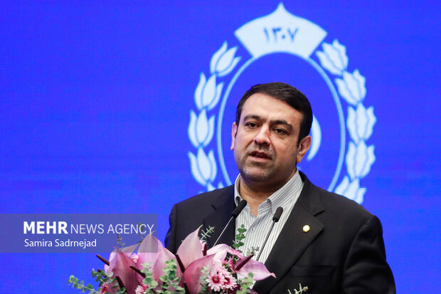 طرح مهربانی بانک ملی؛ 5 میلیون مشارکت، 300 همت منابع و 200 همت تسهیلات