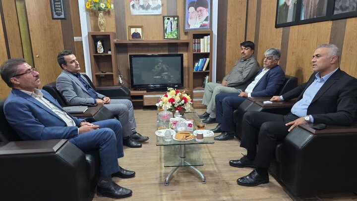 فرماندار گناوه: تشکیل تعاونیهای خرد به تقویت اشتغال کمک میکند فرماندار گناوه: تشکیل تعاونیهای خرد به تقویت اشتغال کمک میکند