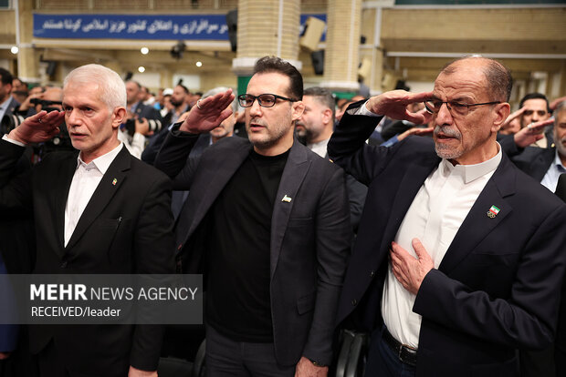 دیدار قهرمانان ورزشی و مدال‌آوران المپیادهای علمی با رهبر معظم انقلاب اسلامی