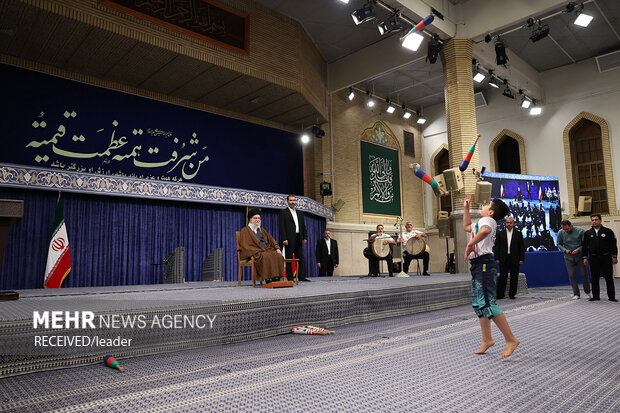 دیدار قهرمانان ورزشی و مدال‌آوران المپیادهای علمی با رهبر معظم انقلاب اسلامی