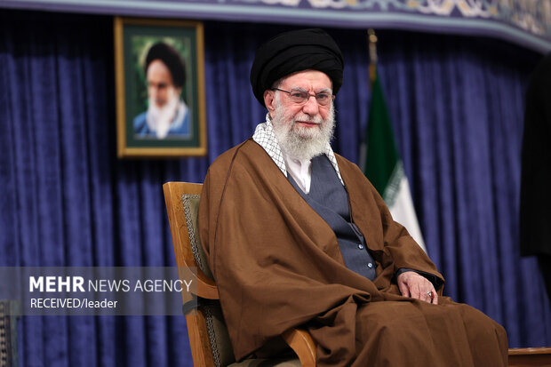 رهبر انقلاب: صهیونیست‌ها انتظار این قدرت تخریب موشک ایرانی را نداشتند