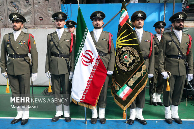 مراسم دانشآموختگی دانشجویان دانشگاههای افسری آجا
