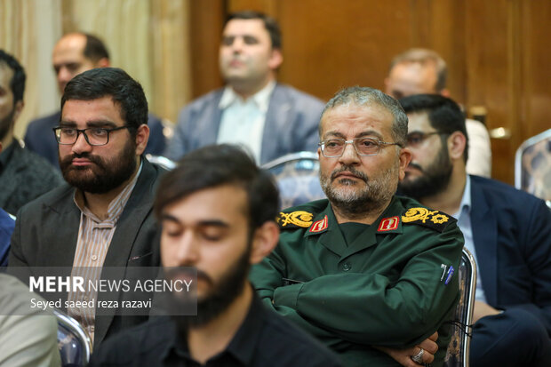 سردار غلامرضا سلیمانی در مراسم  بزرگداشت سردار علیرضا افشار