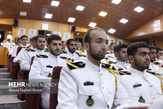 آیین دانش آموختگی دانشجویان دانشگاه علوم دریایی امام خمینی (ره) نداجا 20