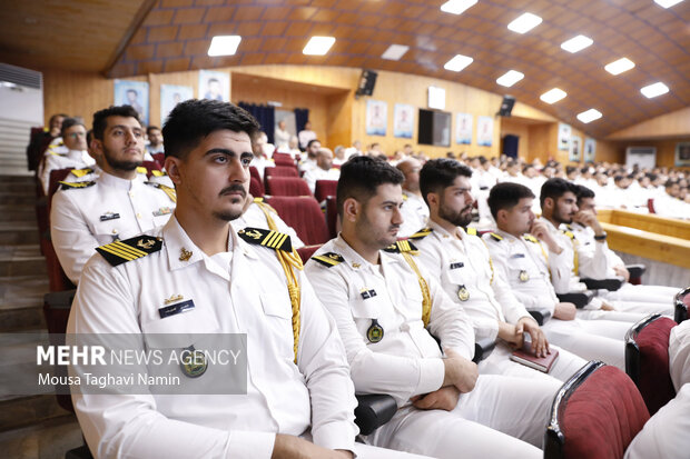 آیین دانش آموختگی دانشجویان دانشگاه علوم دریایی امام خمینی (ره) نداجا 23