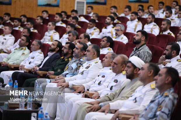 آیین دانش آموختگی دانشجویان دانشگاه علوم دریایی امام خمینی (ره) نداجا 33