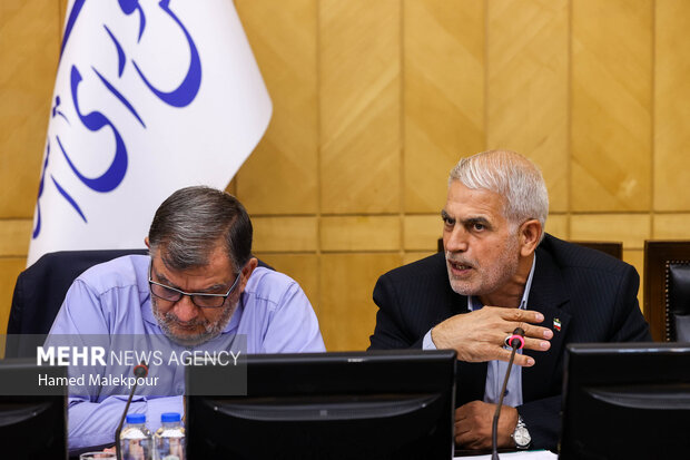 نشست مجمع نمایندگان استان تهران با حضور رئیس مجلس 18