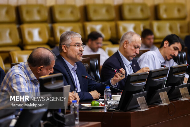 نشست مجمع نمایندگان استان تهران با حضور رئیس مجلس 25