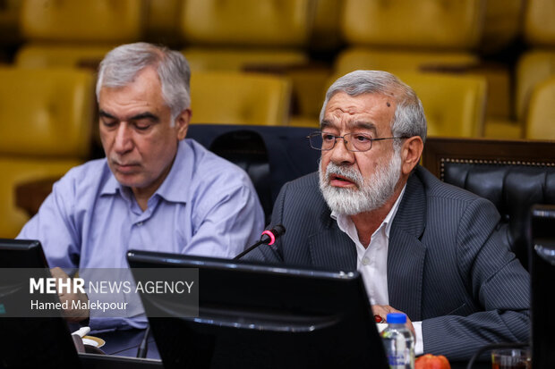 نشست مجمع نمایندگان استان تهران با حضور رئیس مجلس