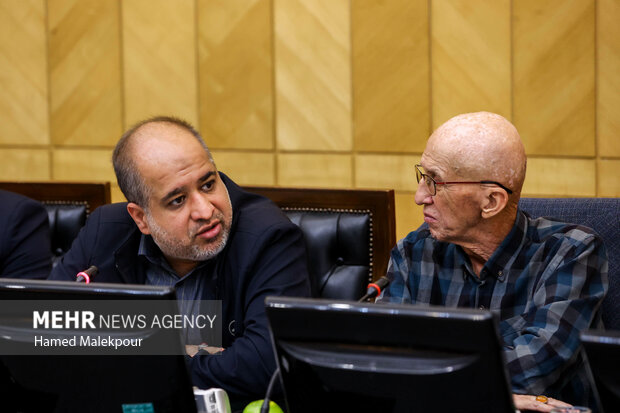 نشست مجمع نمایندگان استان تهران با حضور رئیس مجلس