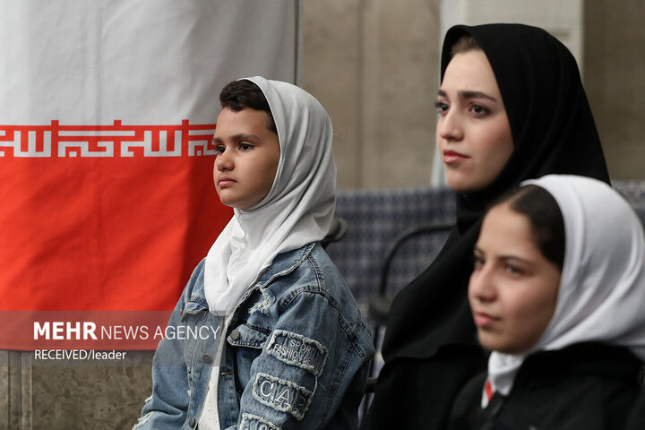Ayetullah Hamanei'nin bugünkü görüşmesinden fotoğraflar
