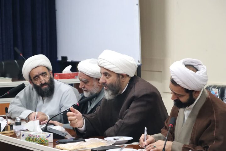 هیئت علمی حوزه معارف اسلام ناب در خراسان رضوی تشکیل شد هیئت علمی حوزه معارف اسلام ناب در خراسان رضوی تشکیل شد