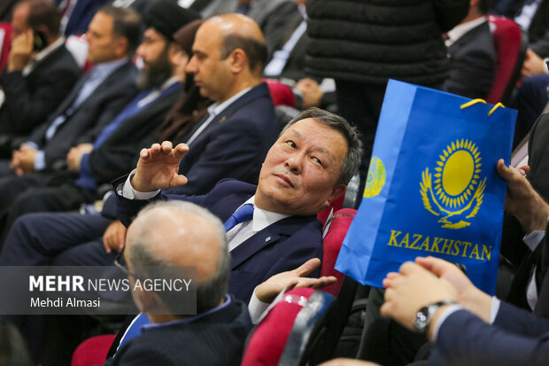 نشست سفرای کشورهای عضو اکو در زنجان