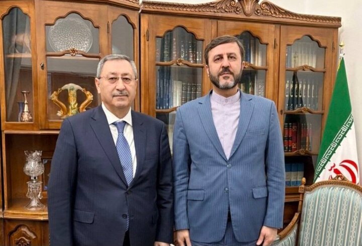 غریبآبادی: ظرفیت بالایی برای توسعه روابط با جمهوری آذربایجان وجود دارد