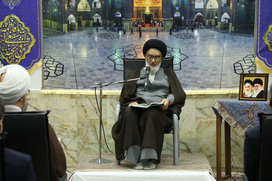 سخن،گفتارش،آستان،بانوي،كرامت،آيه،استوار،مقدس،رفتار