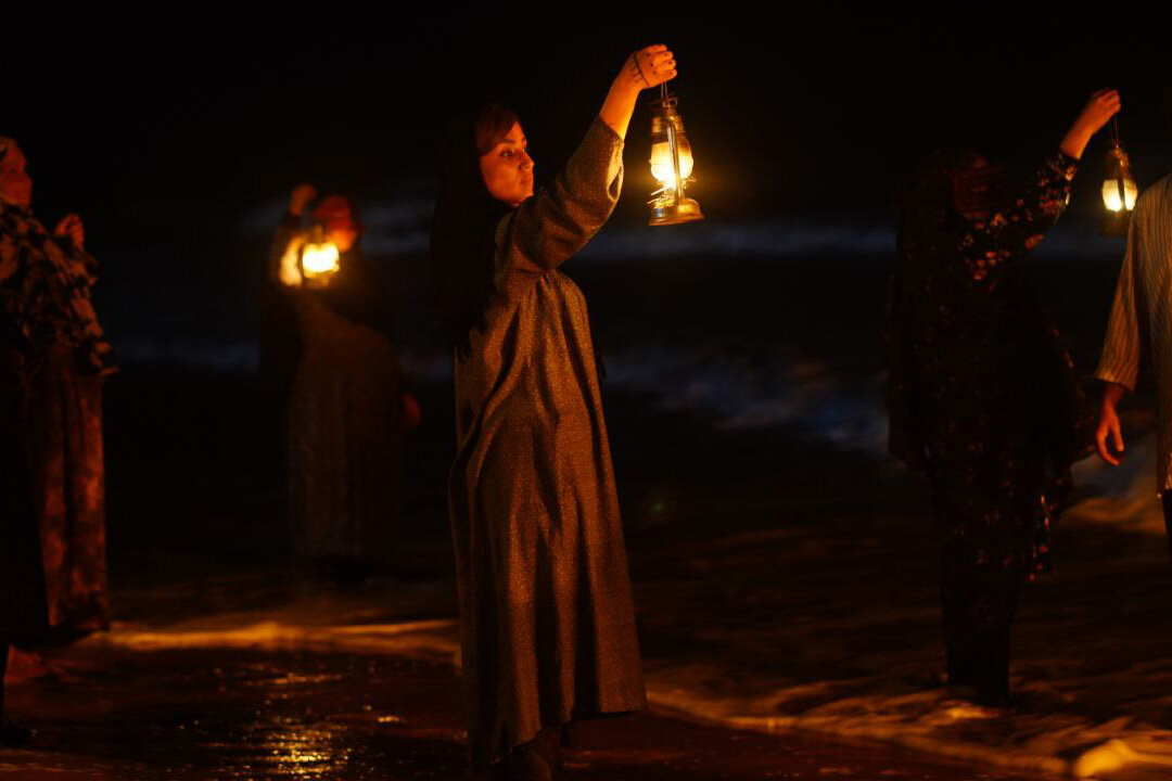 دوراهی آدم‌ها در «سلامون»؛ ۱۰۰ میلیون تومان هزینه سفر هوایی عوامل شد!