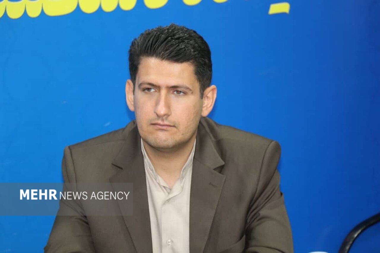 بخشدار آبپخش: رفع مشکلات مردم با تعامل و همراهی دنبال میشود بخشدار آبپخش: رفع مشکلات مردم با تعامل و همراهی دنبال میشود
