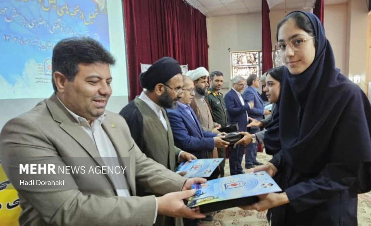 ۱۸۲ نخبه جنوب استان بوشهر تجلیل شدند