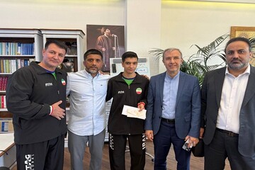 دیدار نابغه تنیس روی میز ایران با علیرضا دبیر