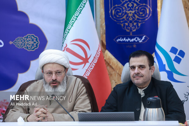 نشست هم‌اندیشی «زندگی با آیه‌ها»