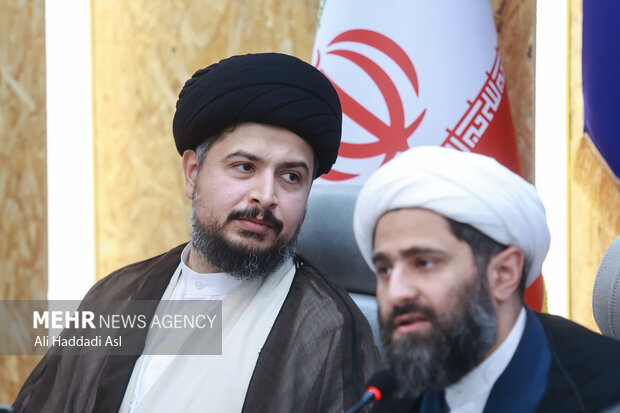 نشست هم‌اندیشی «زندگی با آیه‌ها»