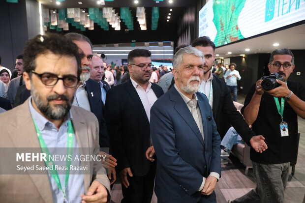 چهل ‌و ‌دومین جشنواره بین‌المللی فیلم کوتاه تهران