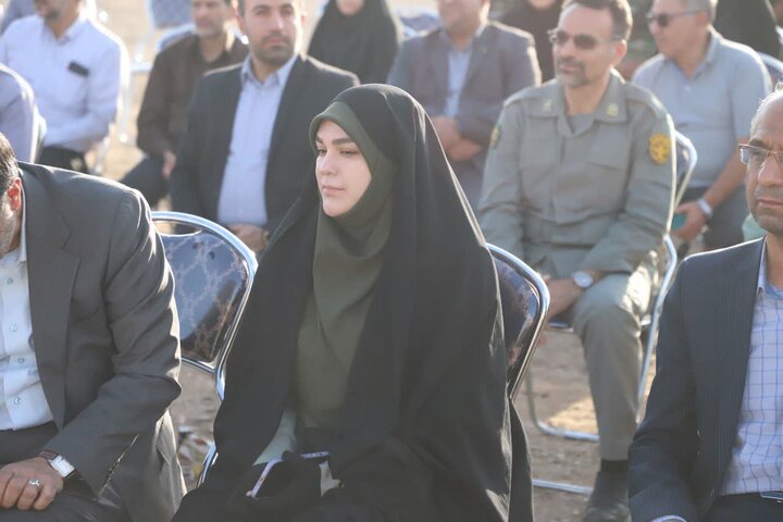 مقابله با گرد و غبار سراجه مستلزم همکاری همه دستگاههای اجرایی است مقابله با گرد و غبار سراجه مستلزم همکاری همه دستگاههای اجرایی است