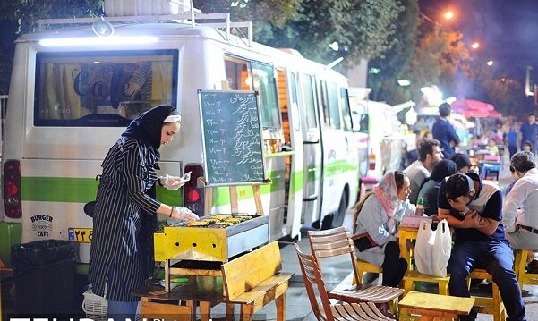 خیابانهای غذا ویترینی زنده برای جذب گردشگر به اصفهان