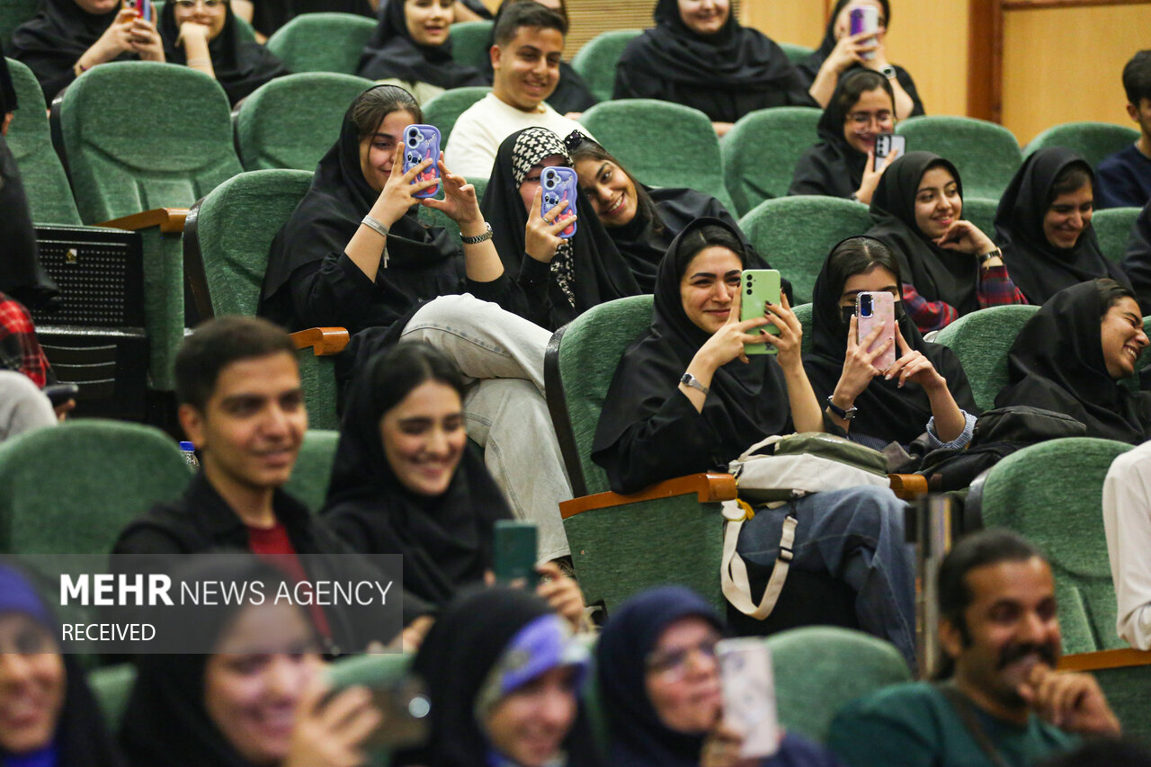 دانشکدههای اقماری زیر تیغ نقد؛ پروژه عدالت آموزشی یا خطای راهبردی؟!