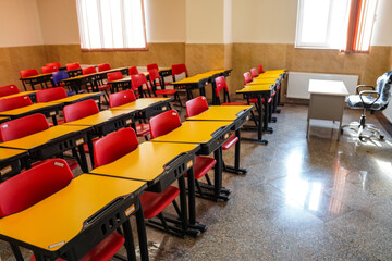 لامعی: مقامات و مردم اردبیل به پویش ملی «به‌سازیم مدرسه» پیوستند