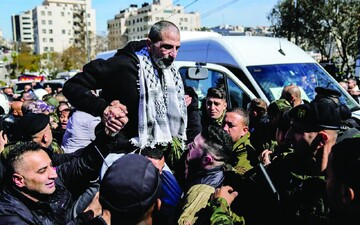 ایستادگی تا پیروزی