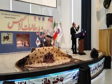 زندیان: بسترهای مناسب برای جذب سرمایه‌گذاران باید فراهم شود