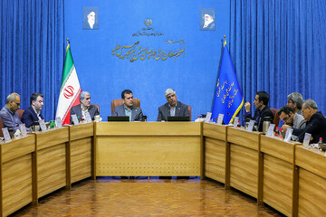 بررسی اقلام راهبردی صنعت ماشین‌سازی و خودرو