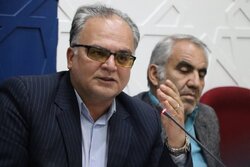 صمیمیان: صدور دستورالعمل ۱۵۷ بندی برای ساماندهی دست‌فروشان سمنان