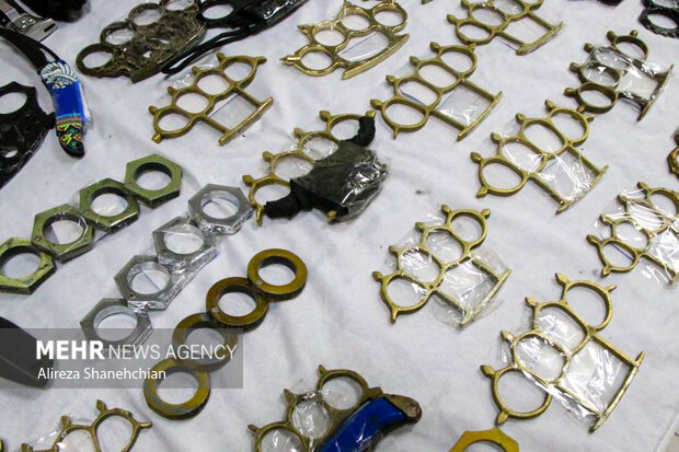 نمایشگاه دستاوردهای انتظامی گیلان در برخورد با اراذل و اوباش