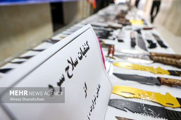 نمایشگاه دستاوردهای انتظامی گیلان در برخورد با اراذل و اوباش