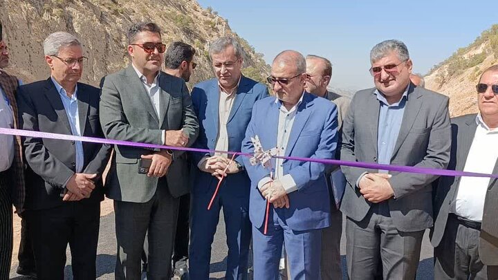 افتتاح ۳ کیلومتر بزرگراه یاسوج - شیراز؛ تحولی در زیرساختهای حملونقل افتتاح ۳ کیلومتر بزرگراه یاسوج - شیراز؛ تحولی در زیرساختهای حملونقل