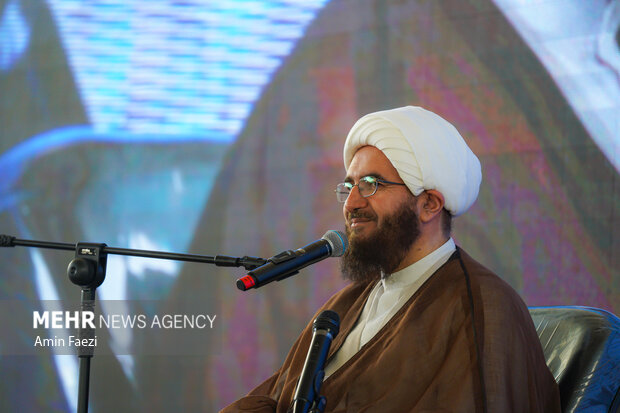 همایش «مسجد برقرار» در شیراز