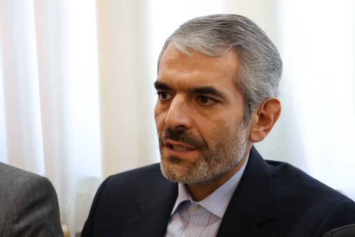 محمدی: هنرمندان غیرمشهور و گمنام در استانها شناسایی میشوند محمدی: هنرمندان غیرمشهور و گمنام در استانها شناسایی میشوند