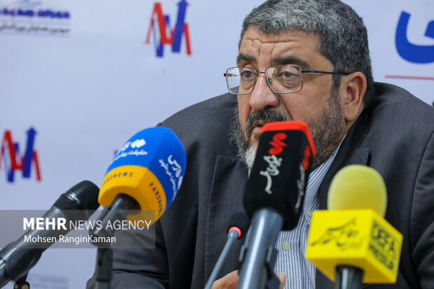 نشست «نگرش جامعه ایرانی به افول آمریکا» 10