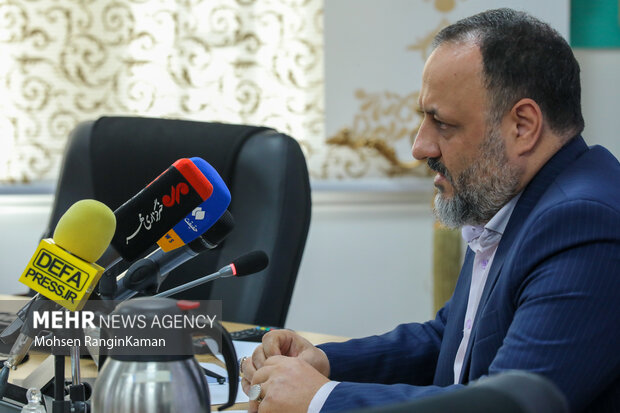 نشست «نگرش جامعه ایرانی به افول آمریکا» 11